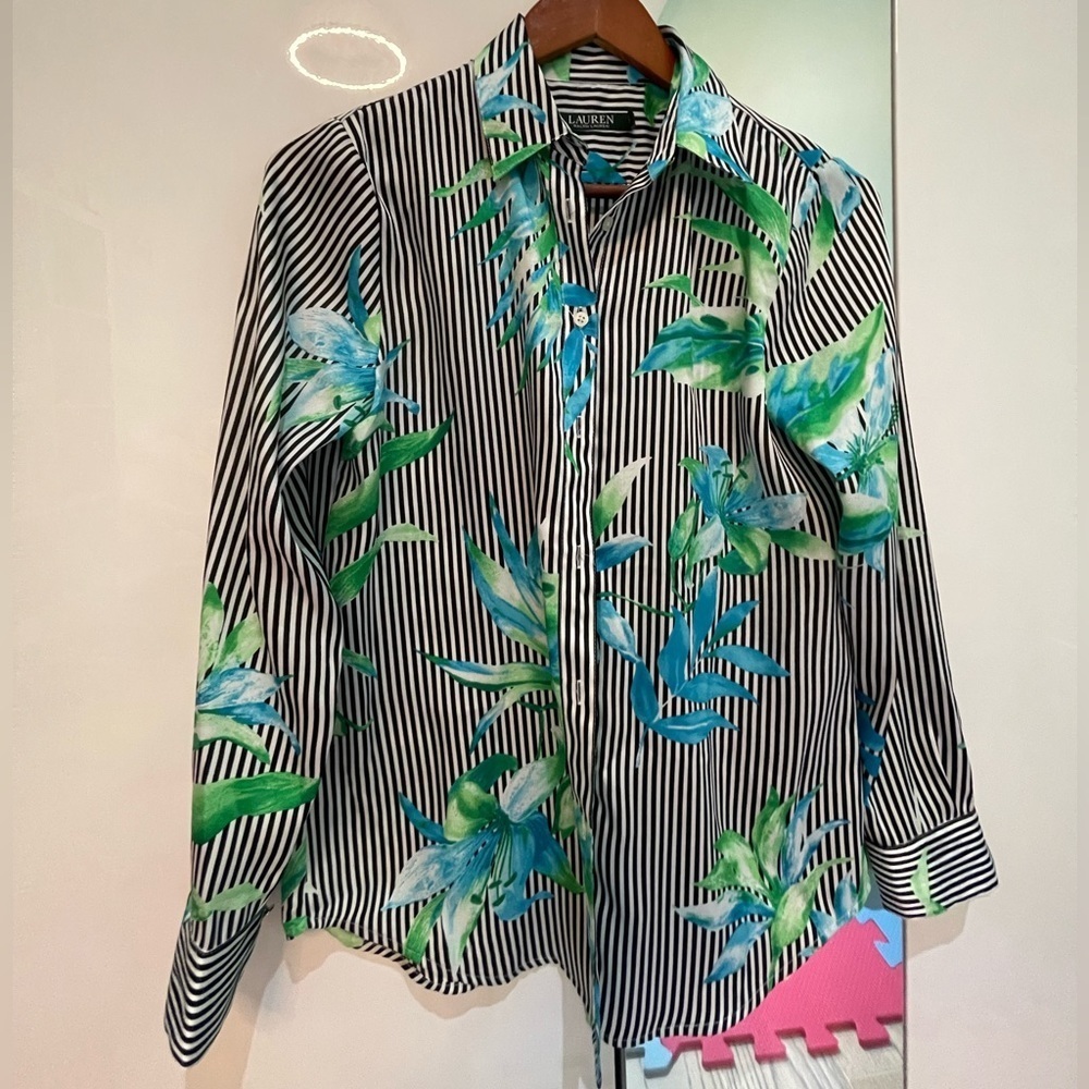 Ralph Lauren shirt - Picture 2 of 9